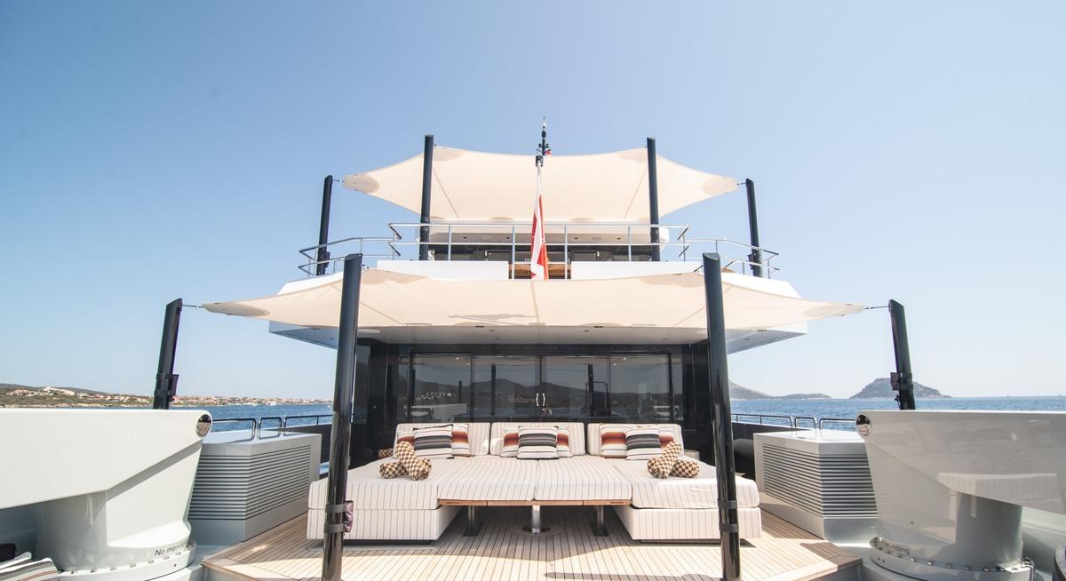 FOX yacht charter 3