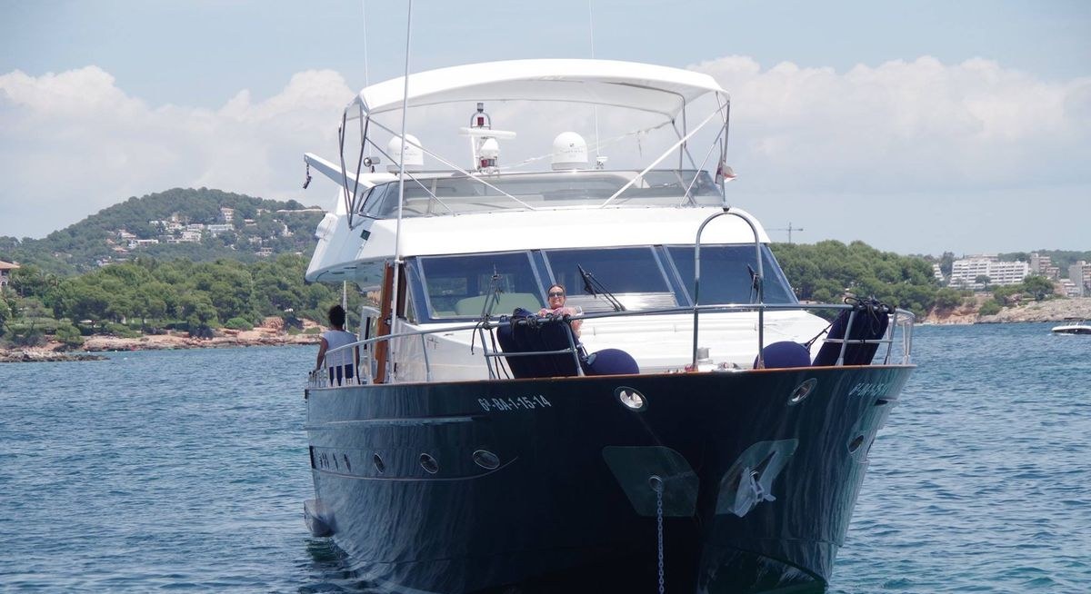 FURIA SEXTO yacht charter 2