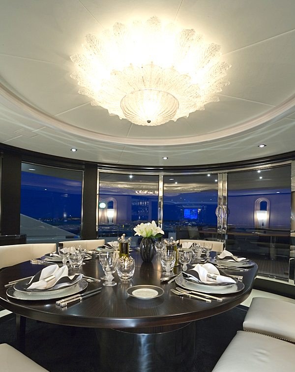 G FORCE yacht charter 4