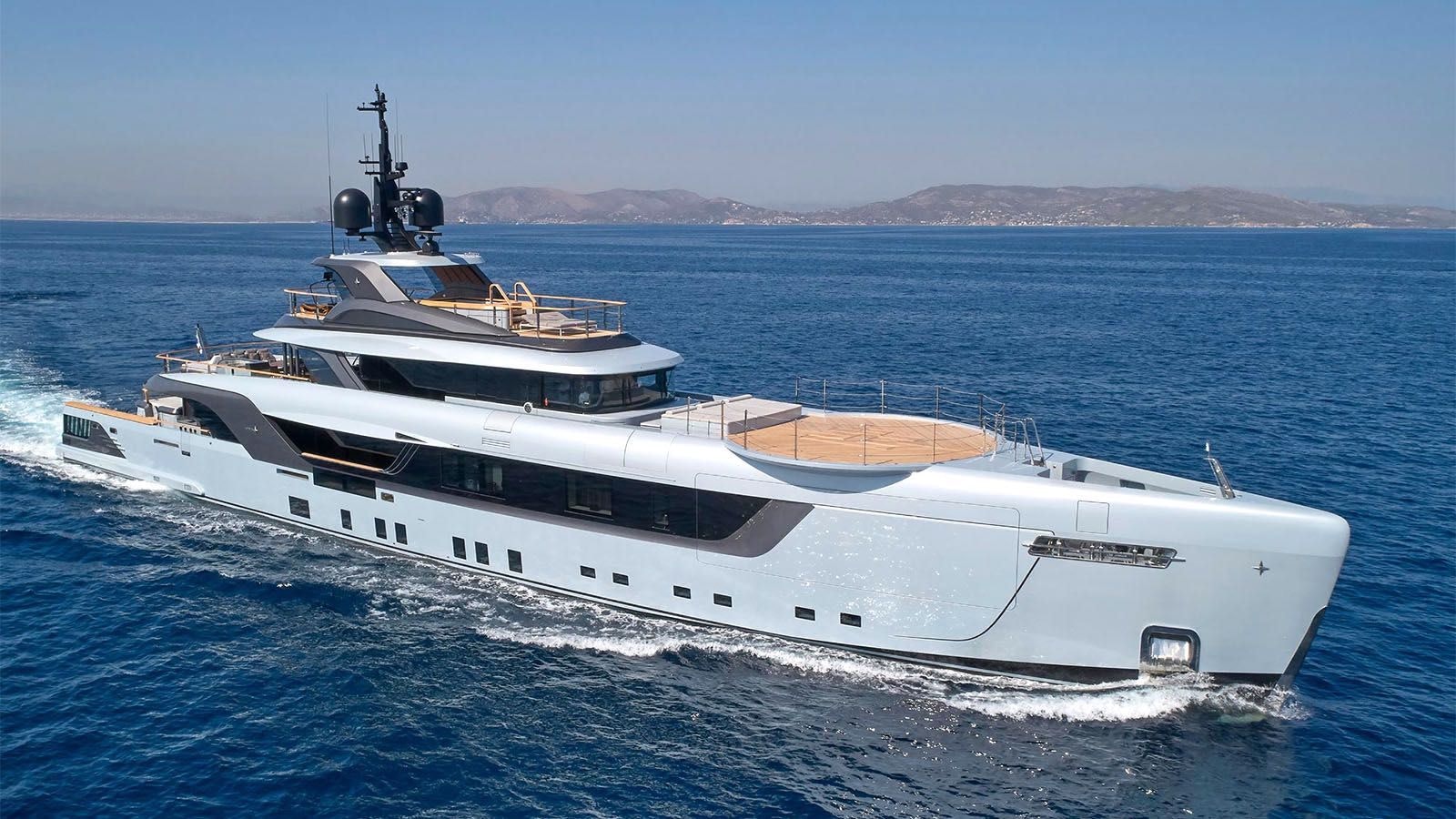 GECO yacht charter 1