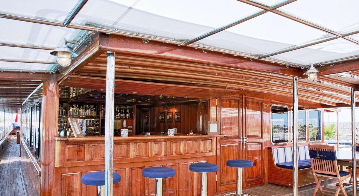 GRAND ADMIRAL yacht charter 3