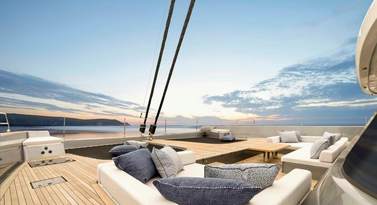 GRAYA yacht charter 2