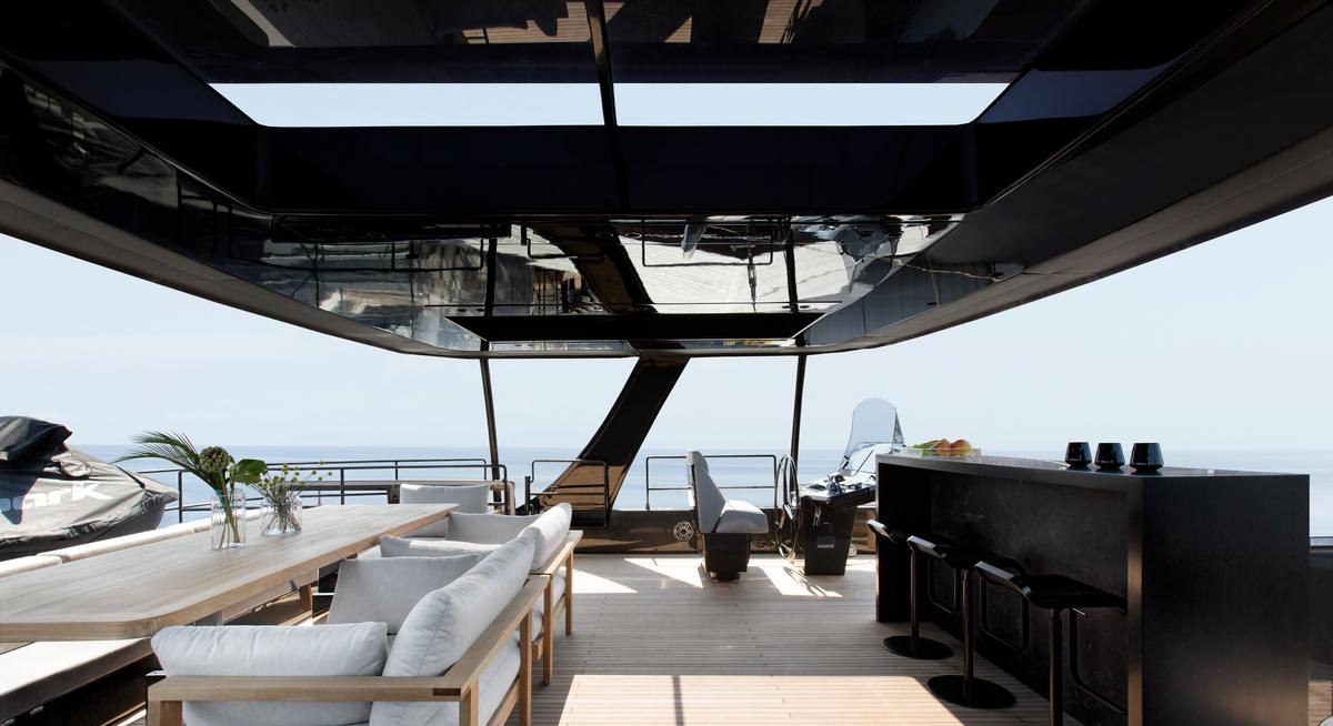 GRAYONE yacht charter 2