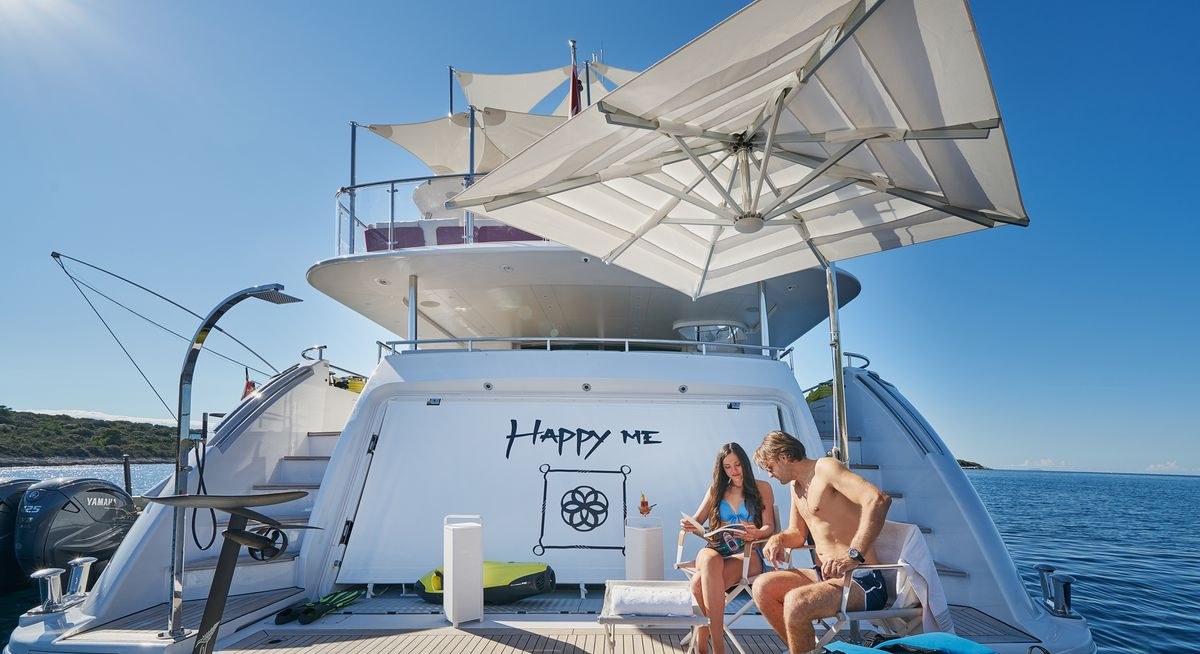 HAPPY ME yacht charter 5