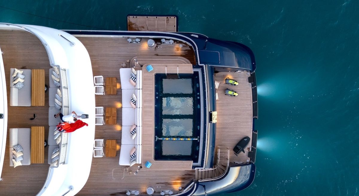 HBC yacht charter 5