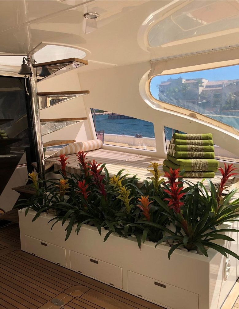 HOUBARA yacht charter 4