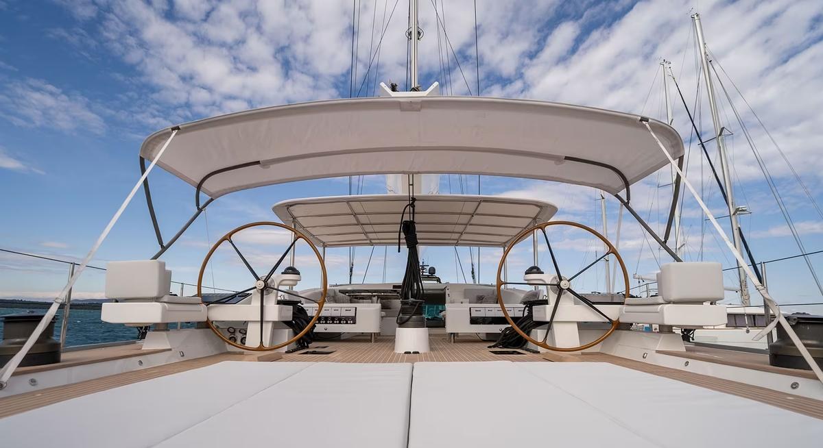 J SEVEN yacht charter 2