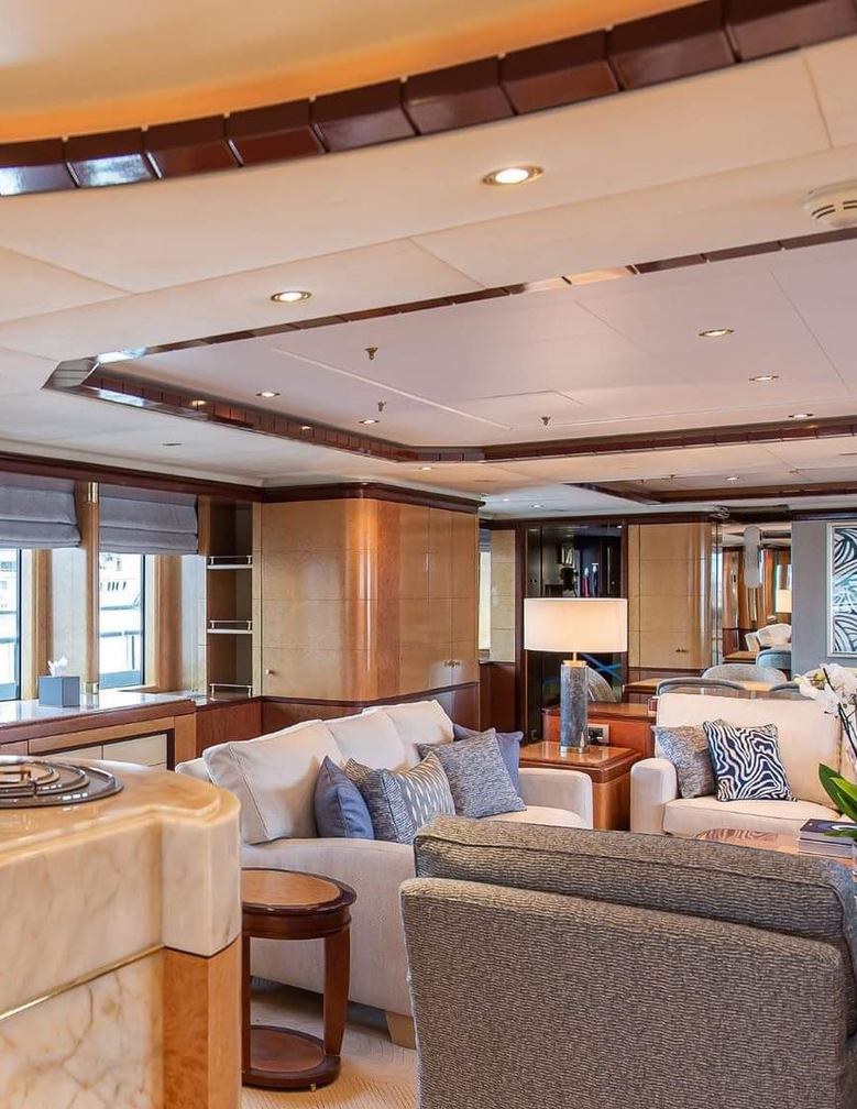 Yacht charter JAGUAR YACHT CHARTER