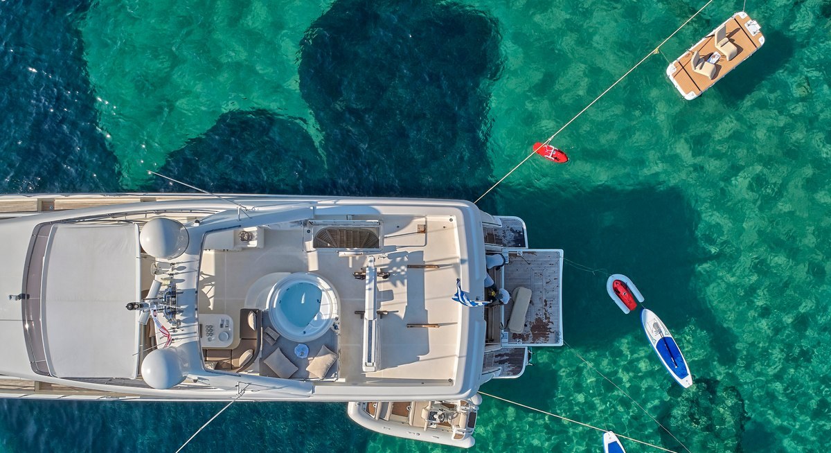 JULIE M yacht charter 5