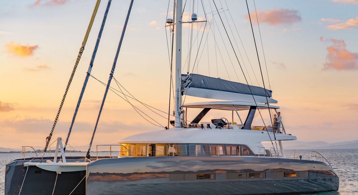 Yacht charter KAJIKIA YACHT CHARTER