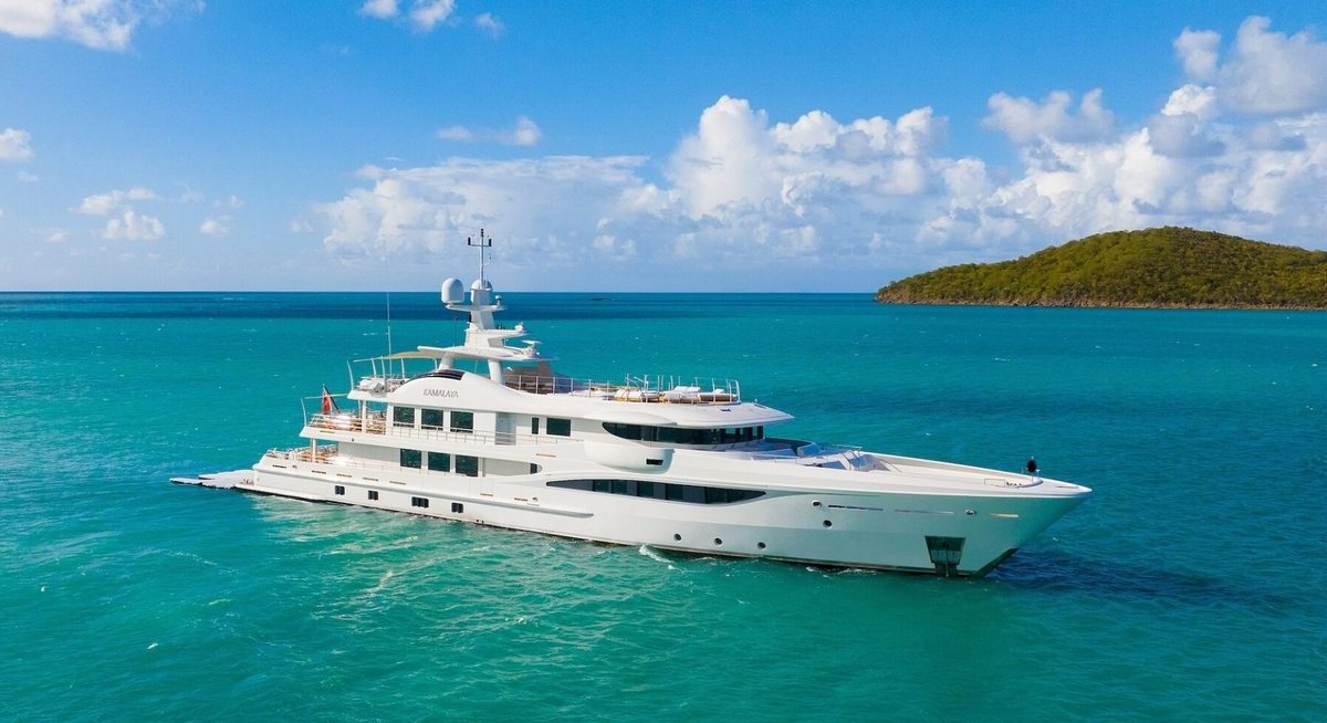 Yacht charter KAMALAYA YACHT CHARTER