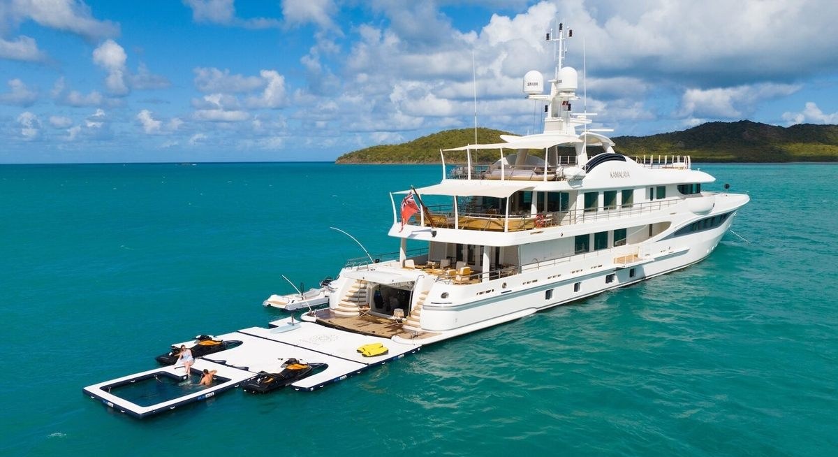KAMALAYA yacht charter 5