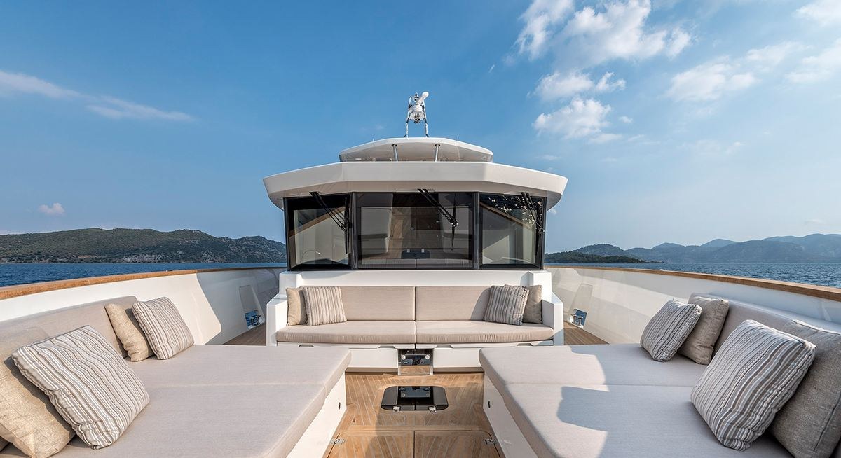 KAMOKA yacht charter 2
