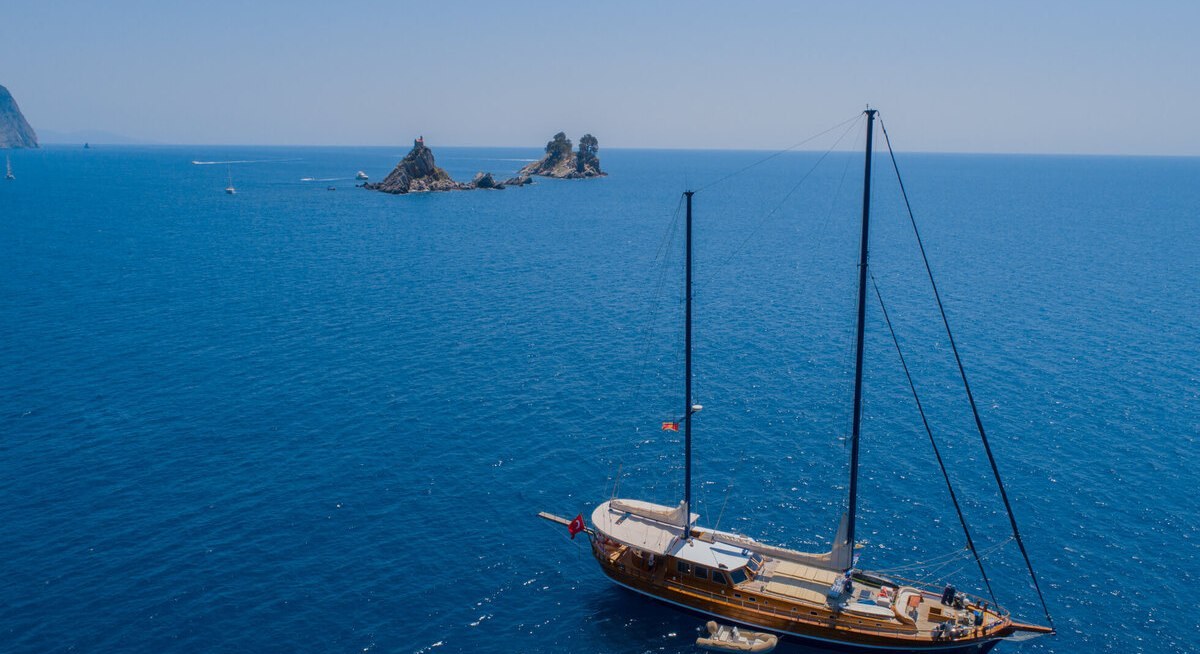 KAPTAN SEVKET yacht charter 5
