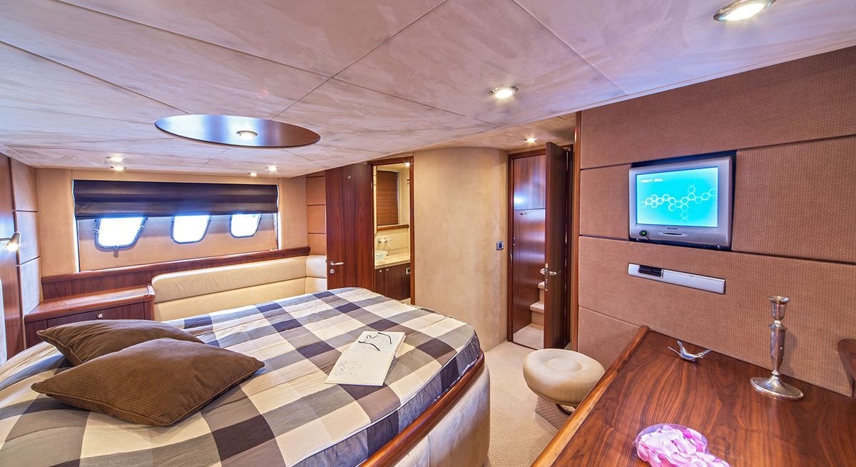 KATARINA III yacht charter 5