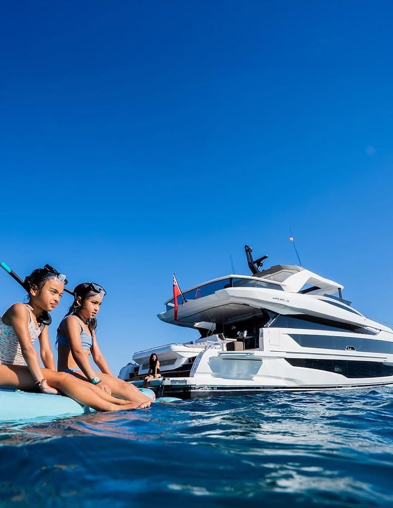 KNEAD IT yacht charter 4