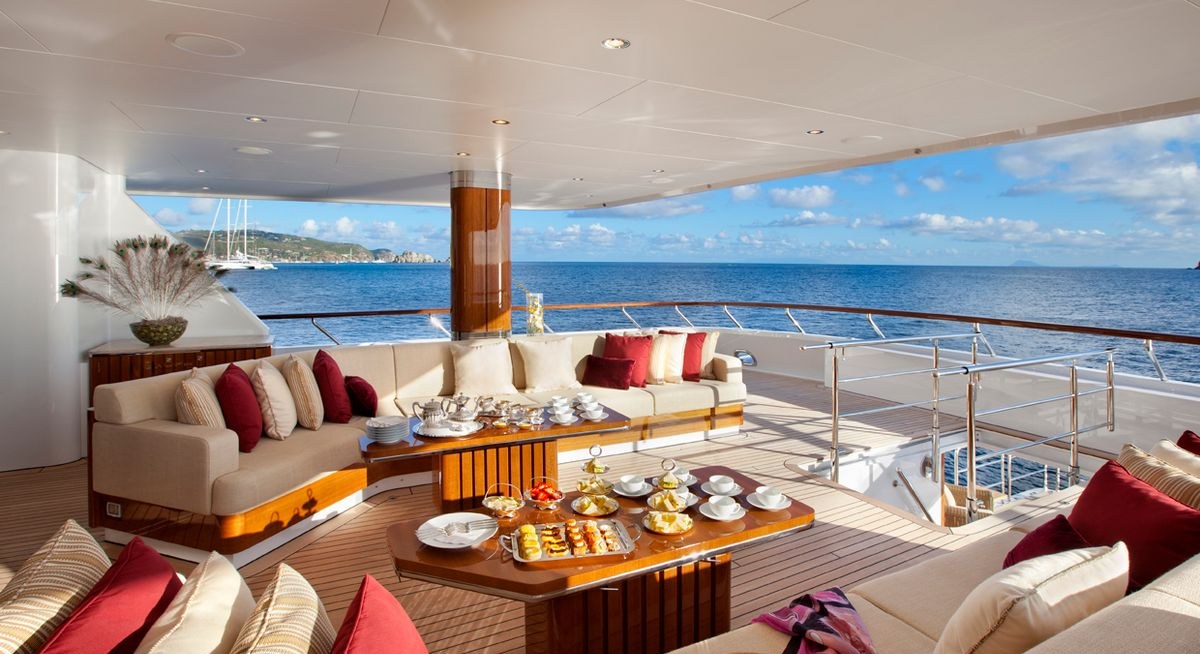 LADY BRITT yacht charter 3