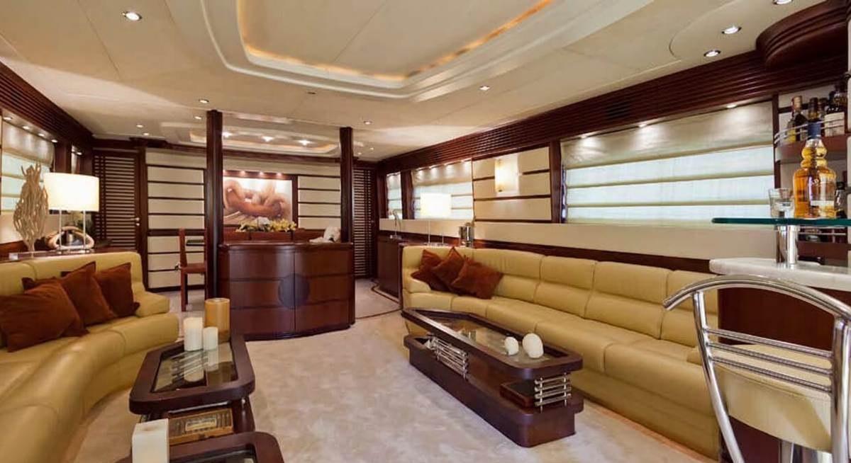 LADY MOH yacht charter 5