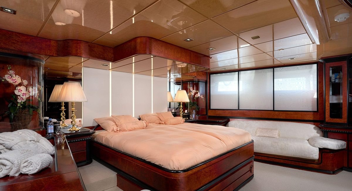 LADY SUNSHINE yacht charter 5