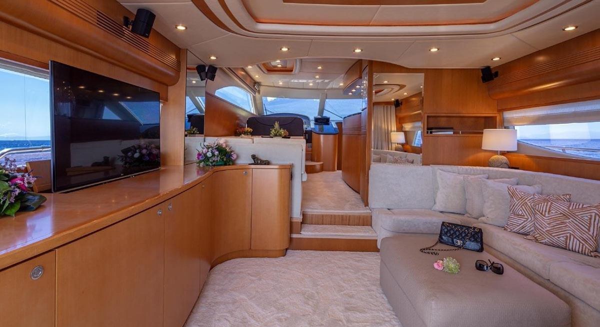 LEGEND yacht charter 1