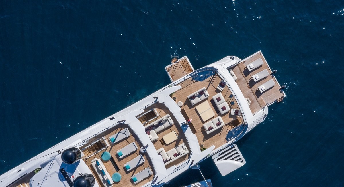 LEL yacht charter 5
