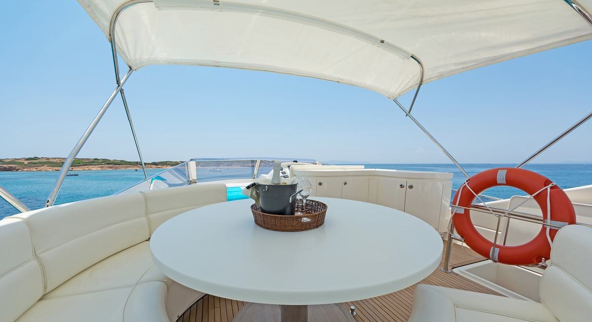 LETTOULI III yacht charter 4