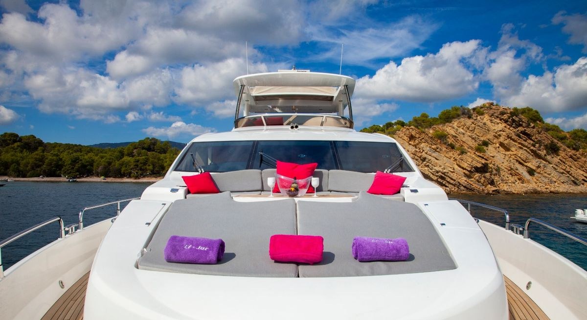 LI-JOR yacht charter 2