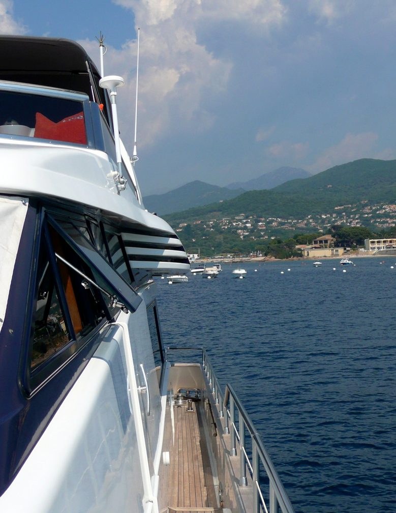 LOLEA yacht charter 4