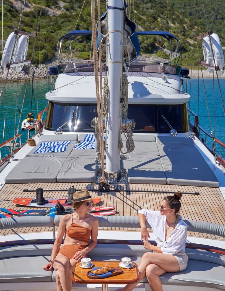 LOTUS yacht charter 1