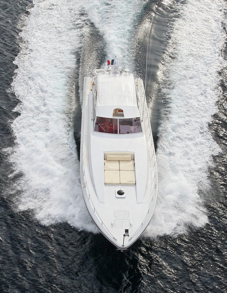 Yacht charter LUCE ONE YACHT CHARTER