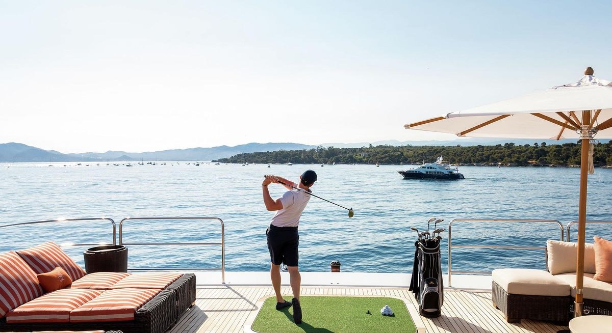 LUCKY LADY yacht charter 4
