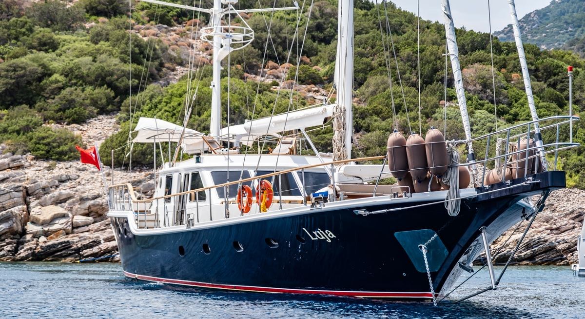 LUJA yacht charter 1