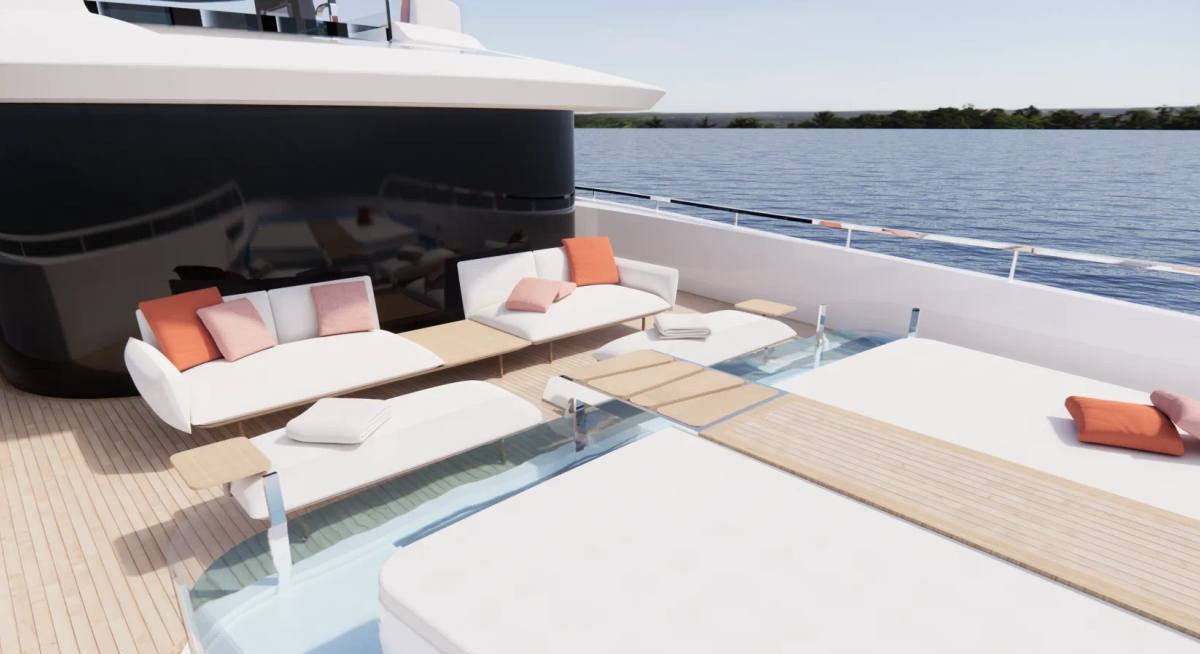 LULUS yacht charter 2