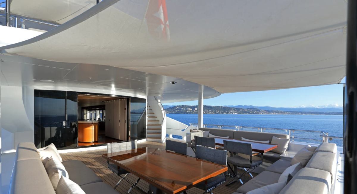 MADO yacht charter 4