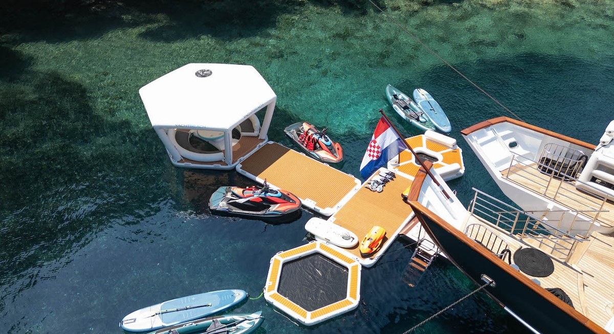 MAIA yacht charter 5