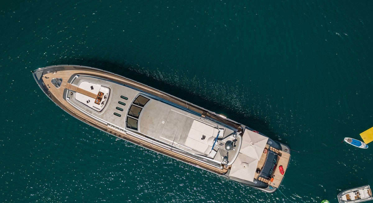 MANU V yacht charter 5
