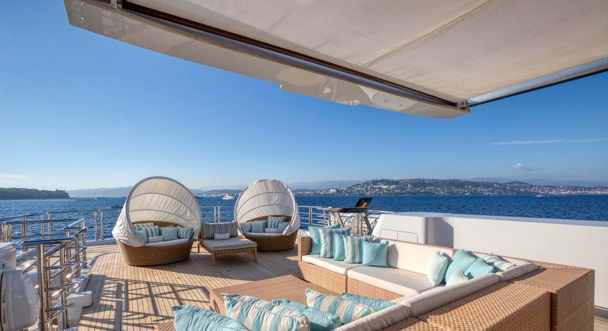 MARAYA yacht charter 3