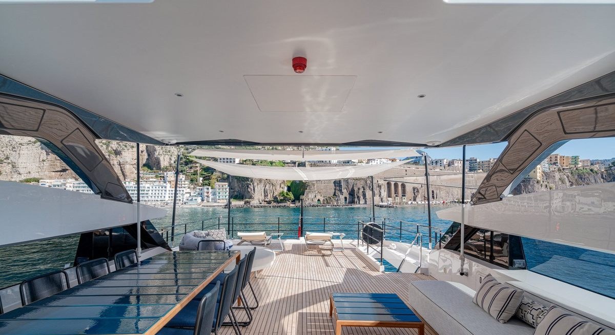 MARICAN FOREVER yacht charter 3