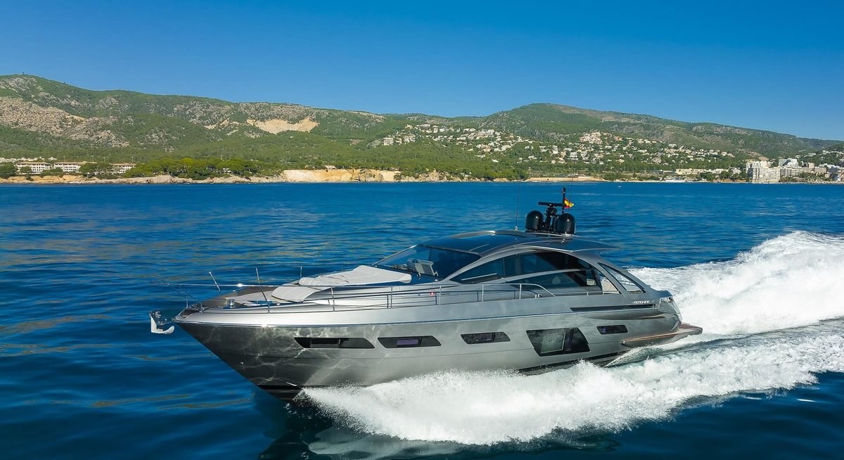 Yacht charter MARLEENA VIII YACHT CHARTER