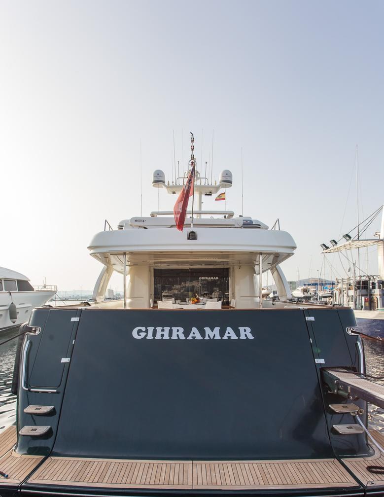 Yacht charter MASCOTTE YACHT CHARTER