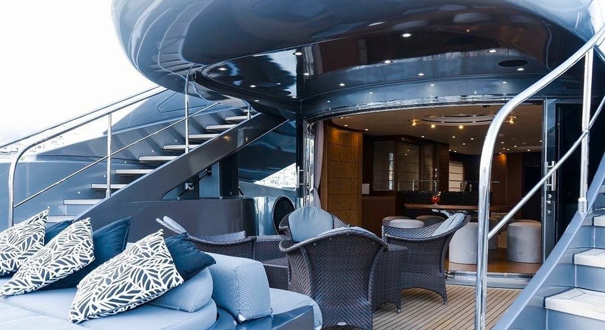 MATSU yacht charter 4