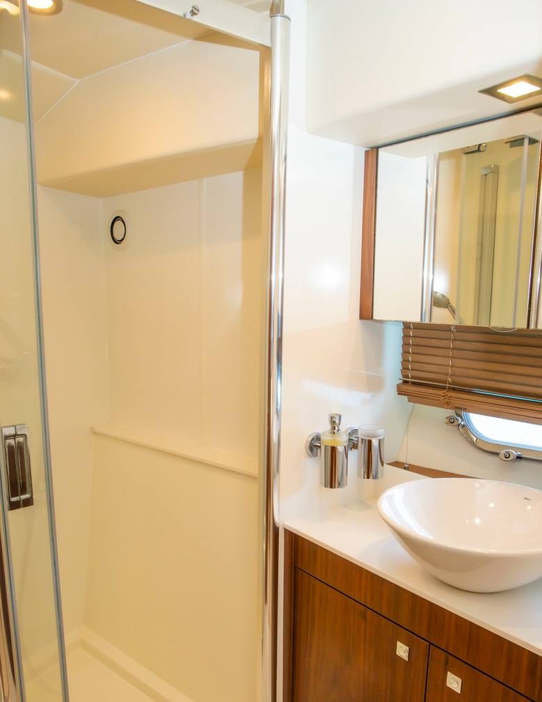 Yacht charter MIDNIGHT SUMMER DREAM YACHT CHARTER