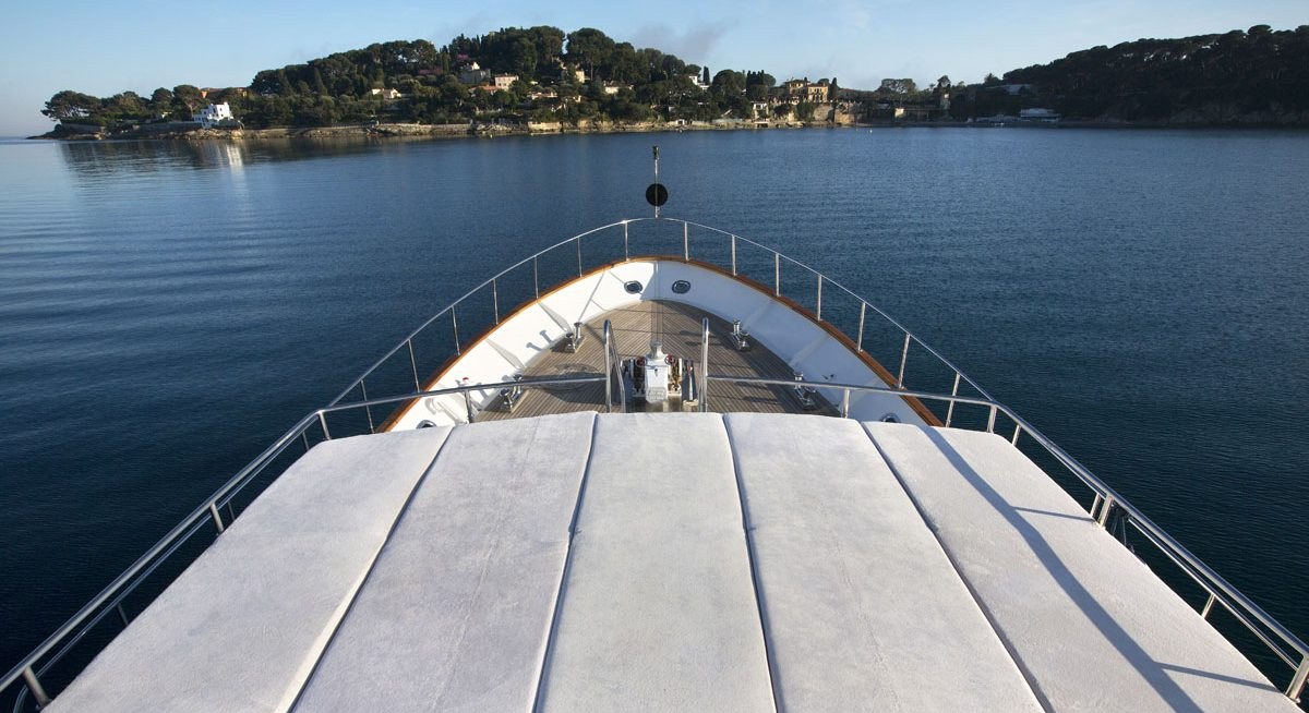 MIZAR yacht charter 2