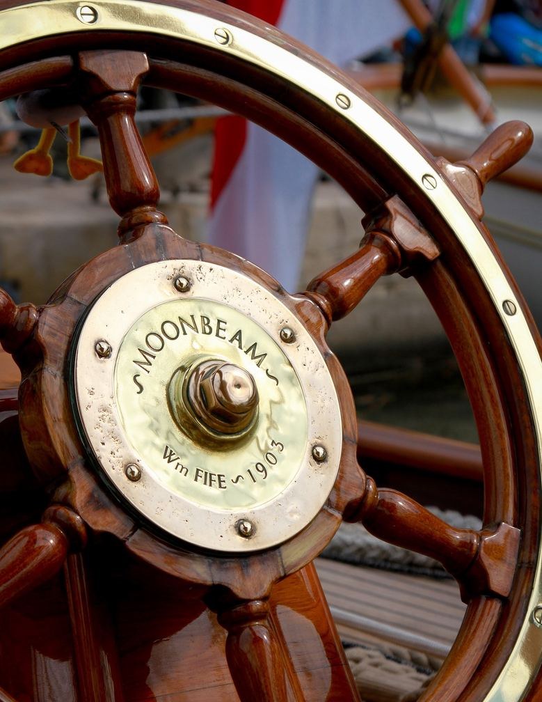 تأجير يخت MOONBEAM OF FIFE III YACHT CHARTER