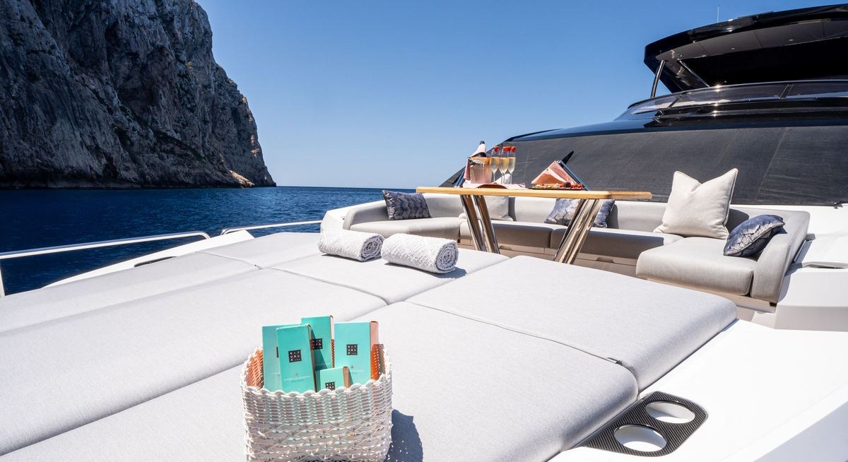MOONLIGHT yacht charter 2
