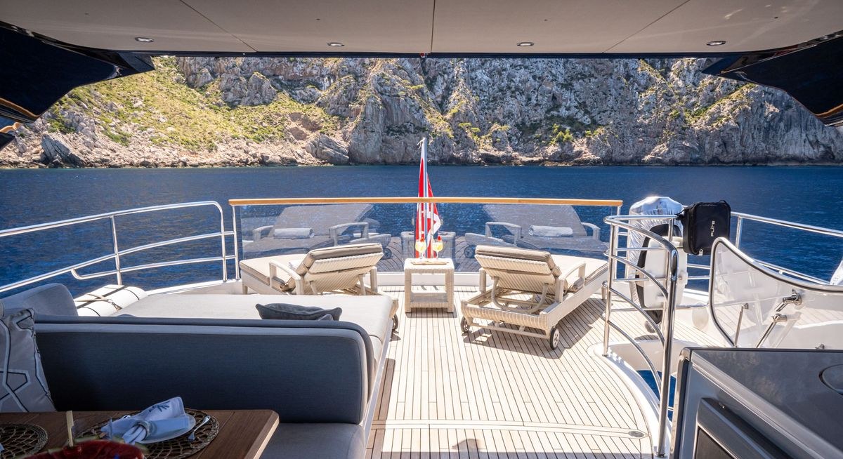 MOONLIGHT yacht charter 3