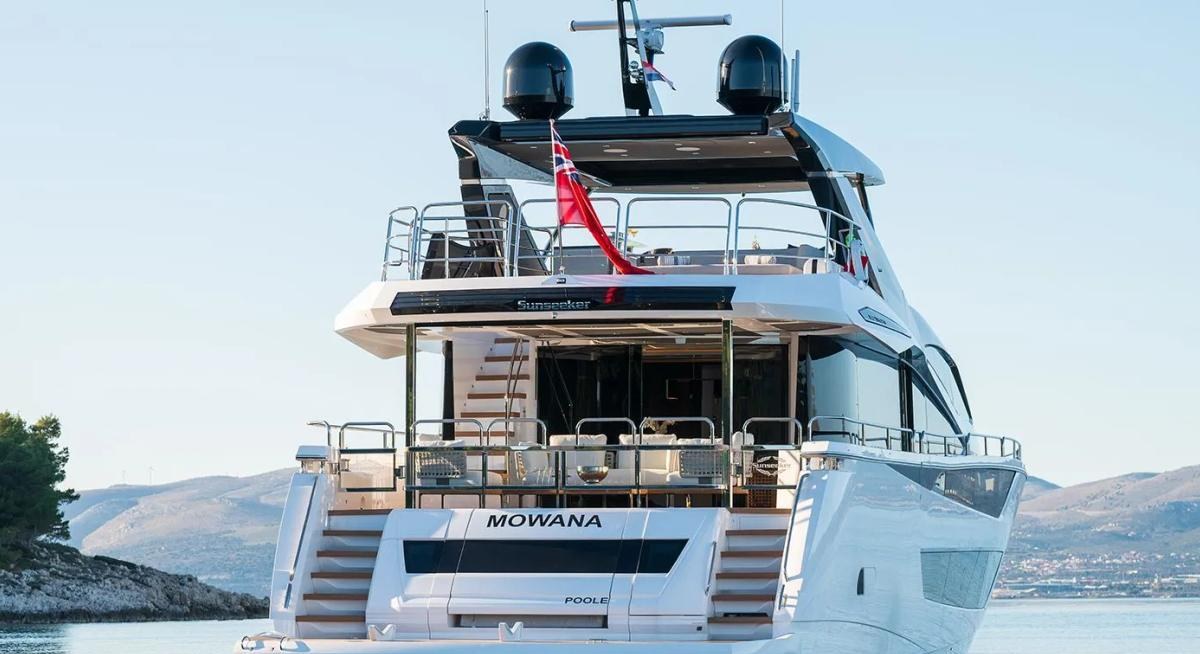 MOWANA yacht charter 5