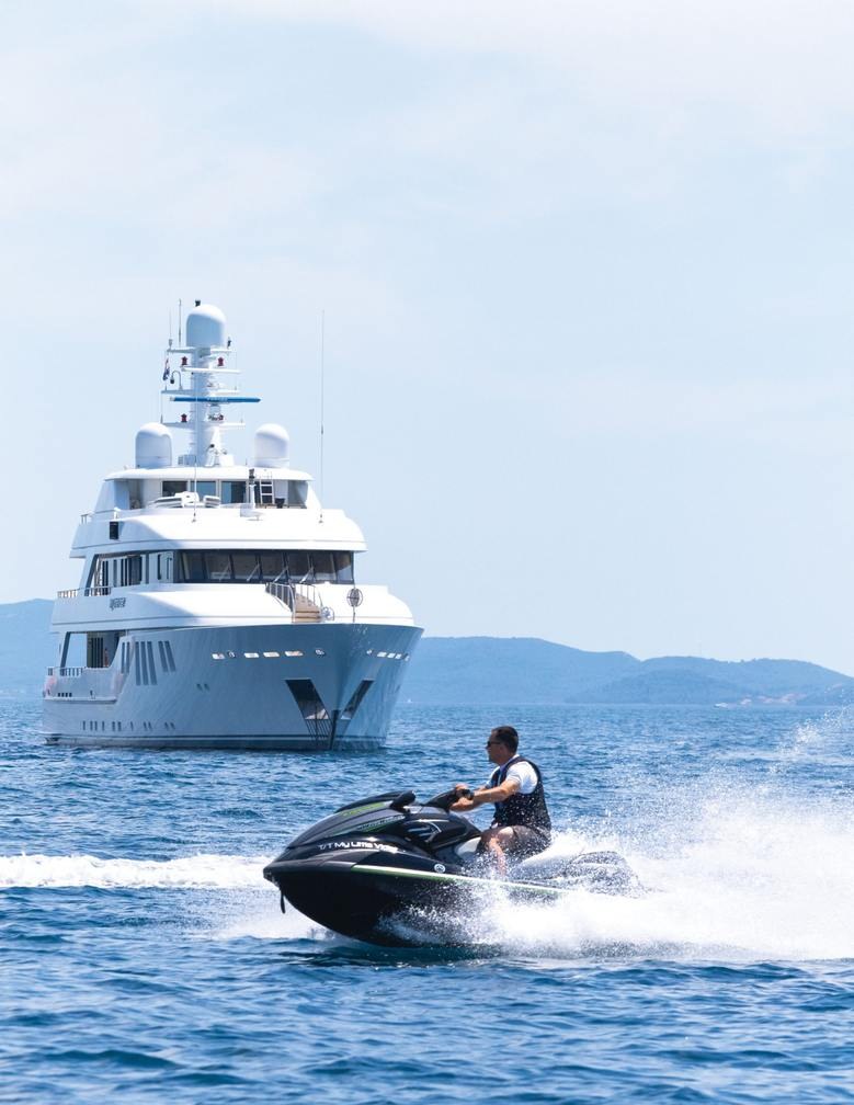 تأجير يخت MY LITTLE VIOLET YACHT CHARTER