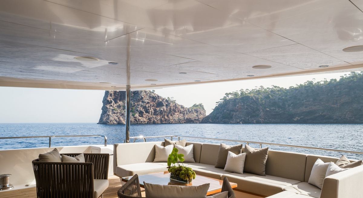NOAH yacht charter 4