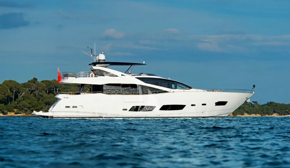 OASIS yacht charter 1